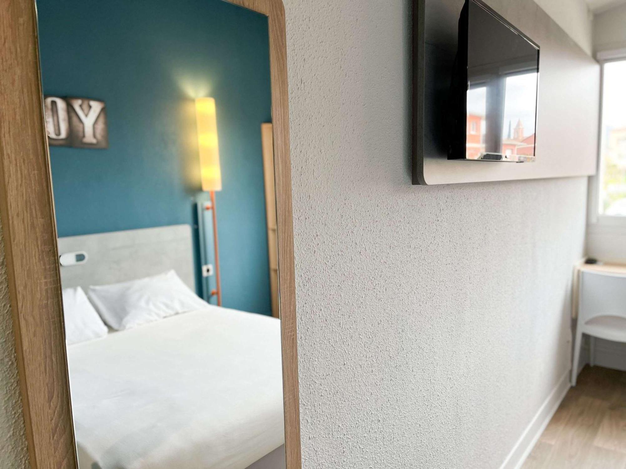 Ibis Budget Saint Christol Les Ales Exterior photo